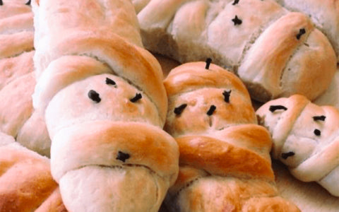Lazarakia (λαζαράκια) - Lenten Bread for Green Orthodox Easter