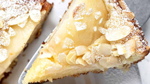 Pear, Semolina and olive oil cake